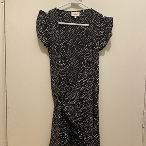 Seed wrap dress